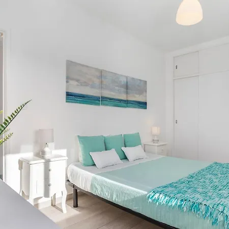 Cor Do Mar - Sunny, Clean And Spacious With Sea View, In - Very Close Walking Distance To The And Village Alvor