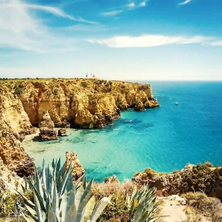 Cor Do Mar - Sunny, Clean And Spacious With Sea View, In - Very Close Walking Distance To The And Village 阿尔沃尔